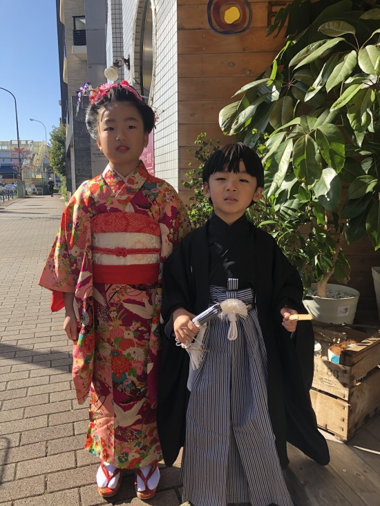 D6EFF9F6-E3D4-49B5-95E8-F7175ADAACF3